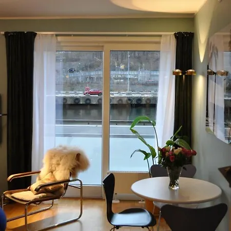 Apartment Cozy By The Fjord In Modern